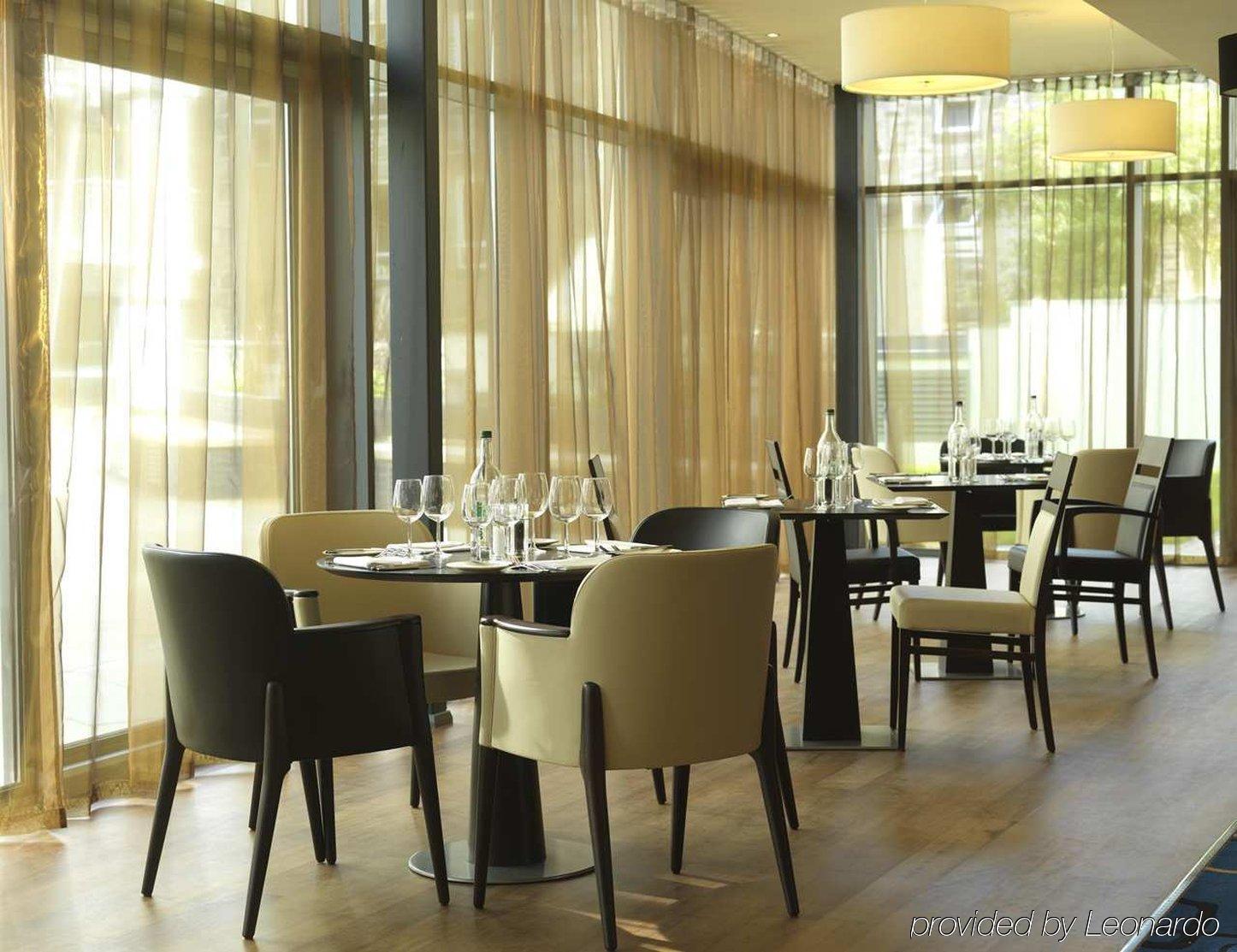 Hilton Garden Inn Aberdeen City Centre 外观 照片