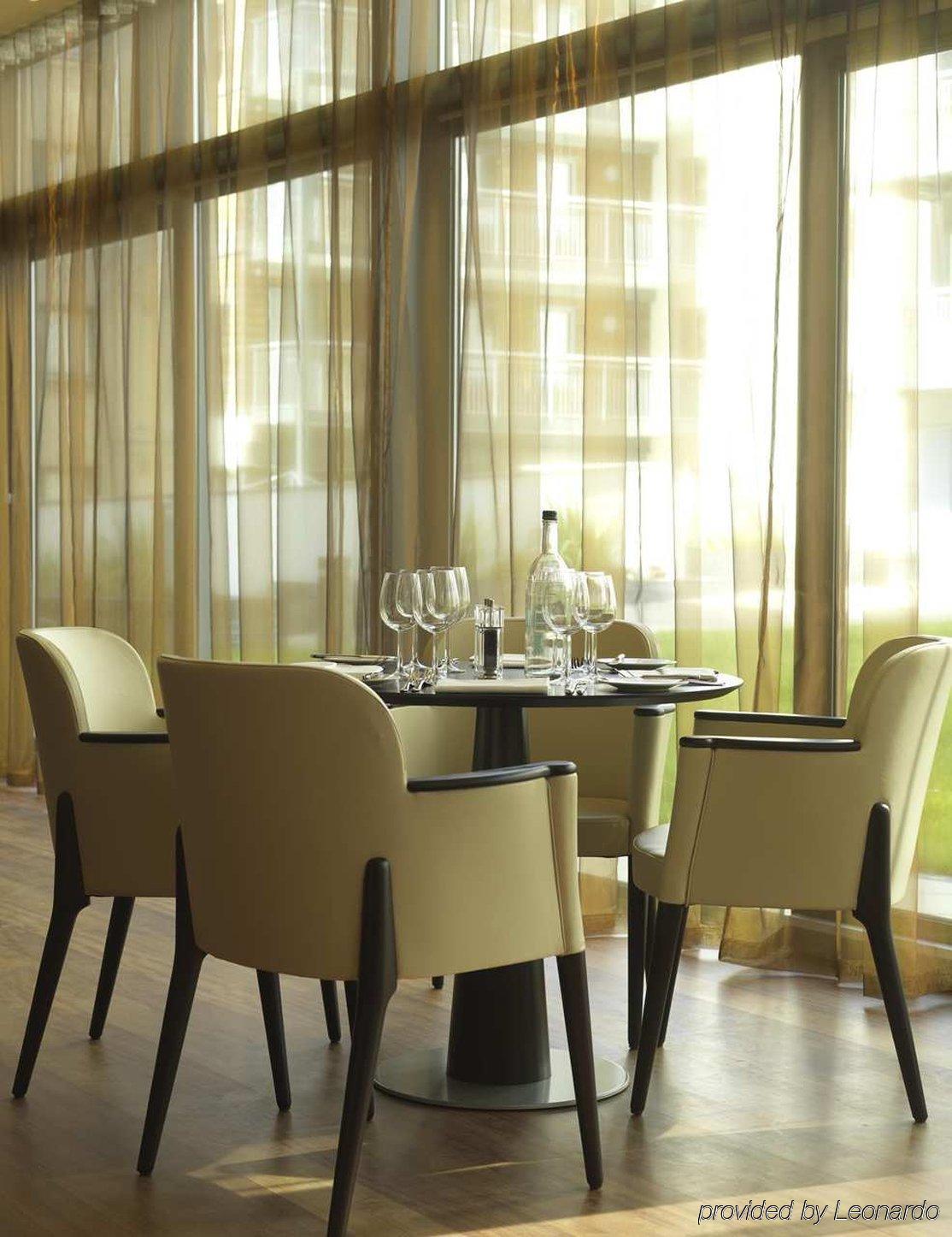 Hilton Garden Inn Aberdeen City Centre 外观 照片