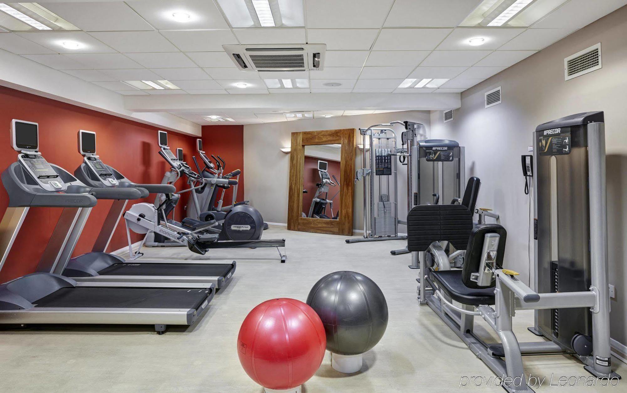 Hilton Garden Inn Aberdeen City Centre 外观 照片